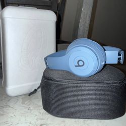 Beats Solo 4