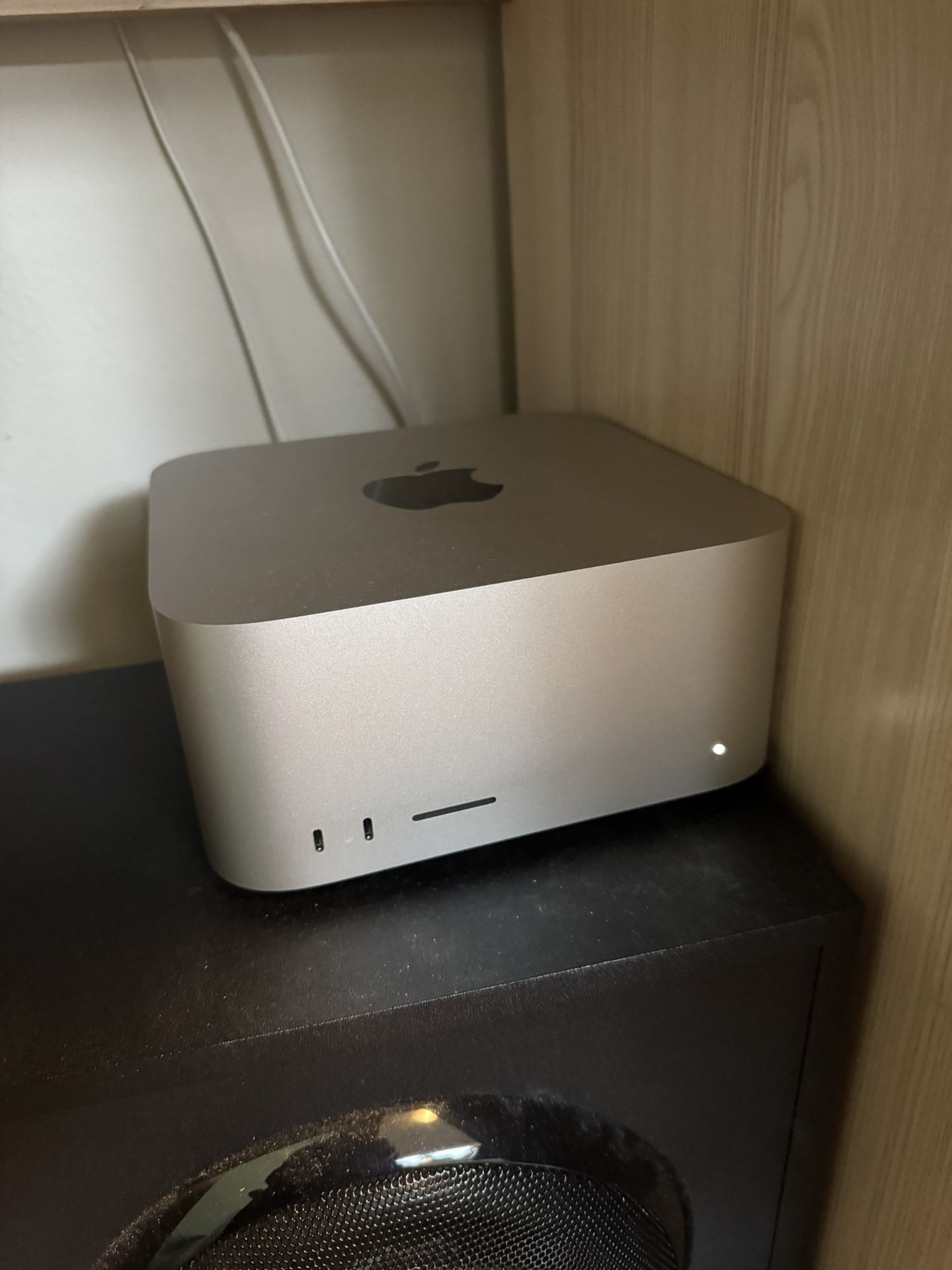2023 Mac Studio M2 Max