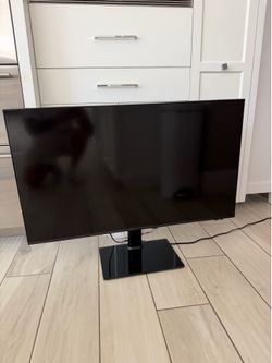 Samsung M70 Smart TV/Computer Monitor