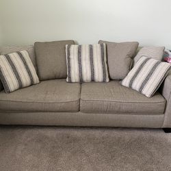 Sleeper Sofa With Pillows