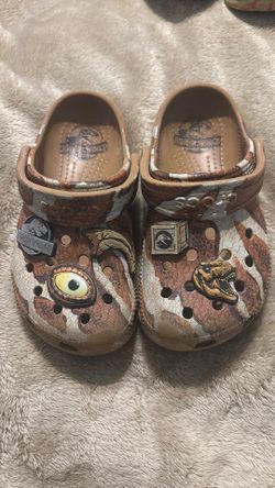 Jurassic World Crocs