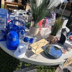 sunday yard sale! 