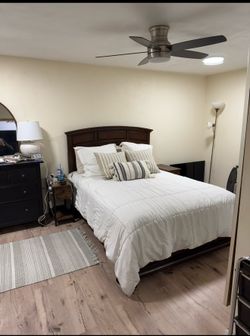 Queen headboard & bed frame