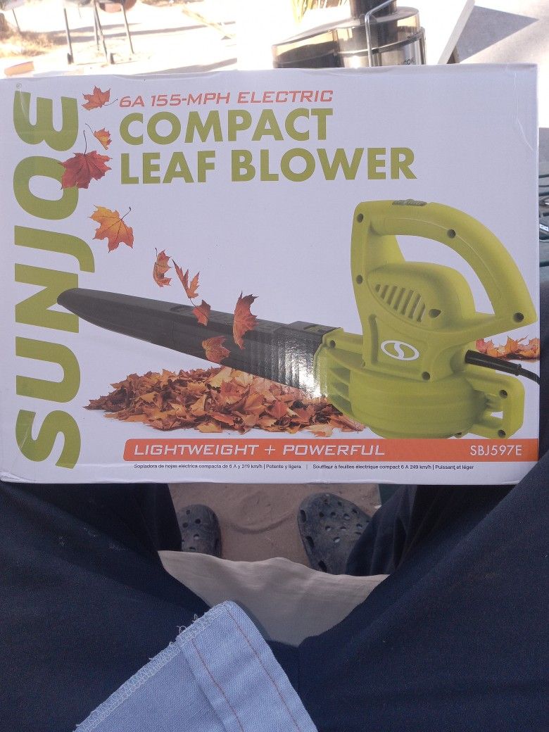 Leaf And Dust Blower...
