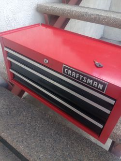 Craftsman middle tool box