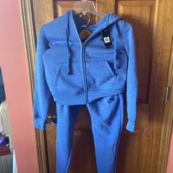 New With Tags Hoodie And Joggers 