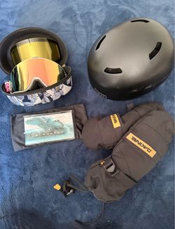 SNOWBOARDING GEAR