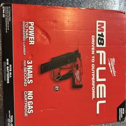 M18 FUEL 3-1/2 in. 18-Volt 21- Degree Lithium-lon Brushless Cordless Framing Nailer (Tool-Only)