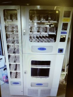 Deli Office Combo Vending Machine