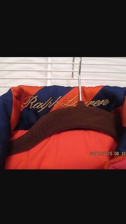 Size small reversible polo vest! Perfect for this season! Amazing best! Very been worn, brand new!