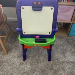 Child’s White Board Easel Toy!