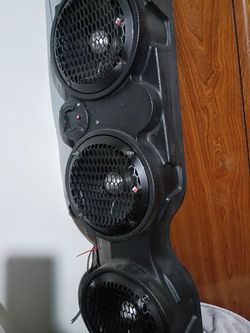 2001 jeep soundbar