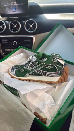 Bottega sneakers
