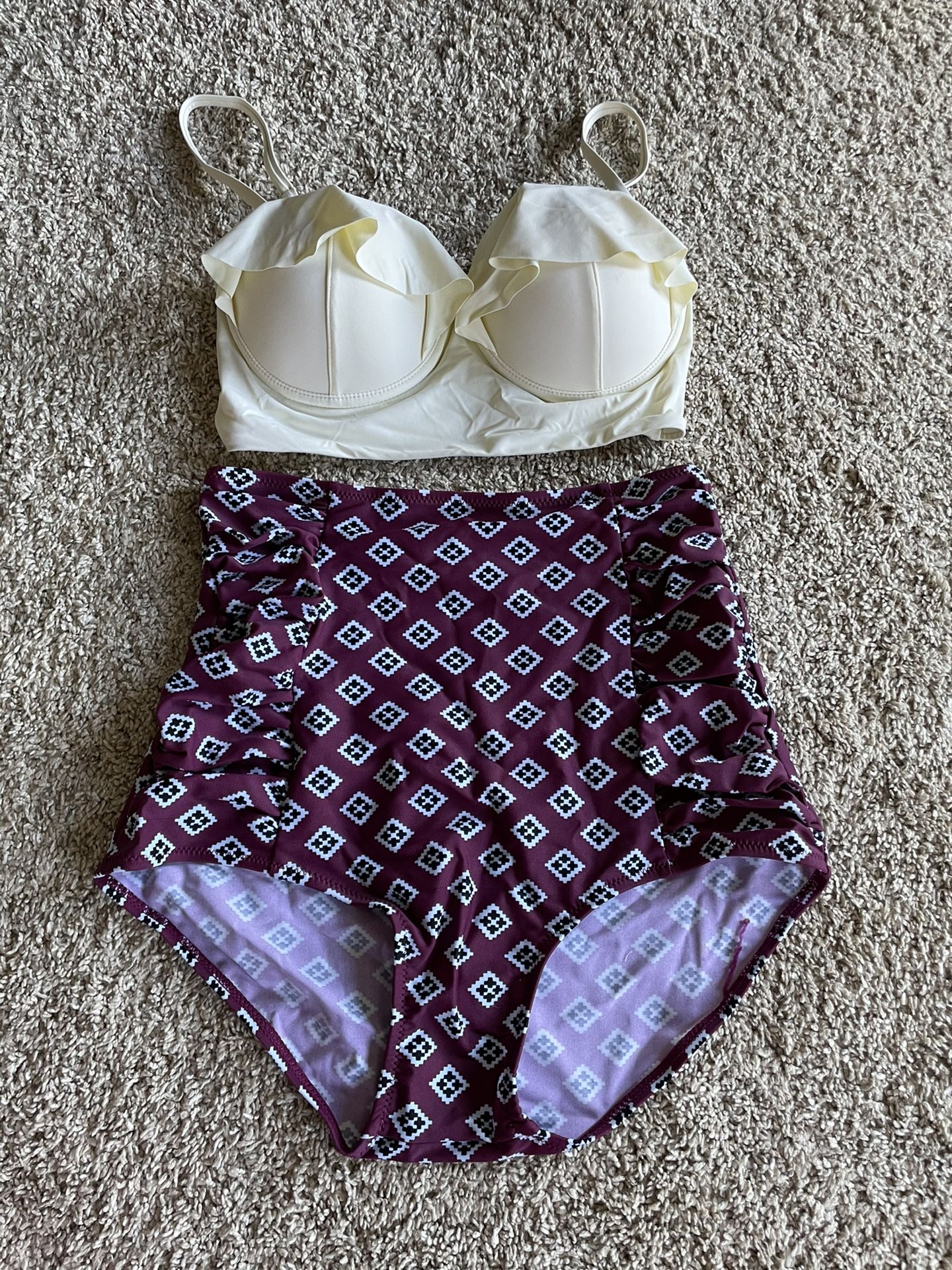 Woman Swimsuit Set 3 Pieces Sz Small NWT