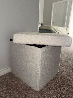 Storage Cube/ Foot Stool
