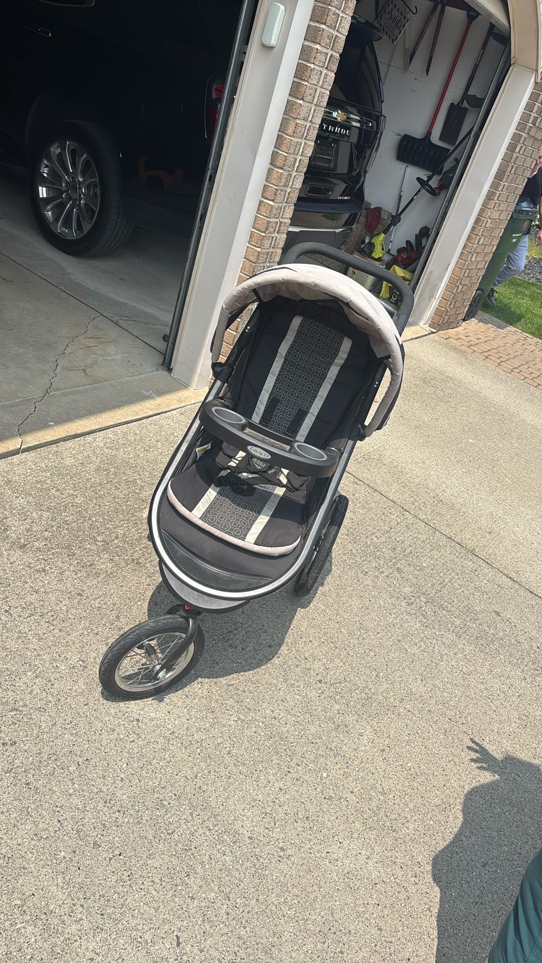 Graco jogger stroller