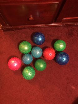 10 small balls