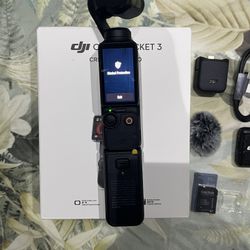 DJI Osmo Pocket 3 Creator Combo 