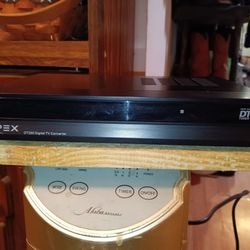 APEX{DTV}digital T.V. converter box