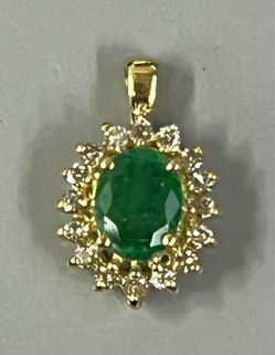 14K Gold Green Emerald Diamond Charm Pendant - 2.7gr