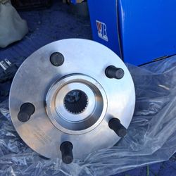 1993 XJ  Cherokee Wheel Bearing And Hub Assembly 