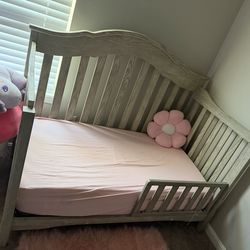 Toddler bed and dresser