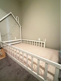 Kids bed
