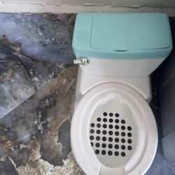 Toddler / Baby Books Toys Genie Diaper And Potty Training Toilet Included