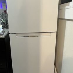 Magic Chef Fridge 