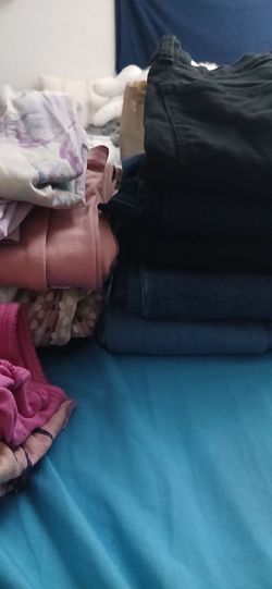 Lil girls clothes size 6/7 and 8 slim