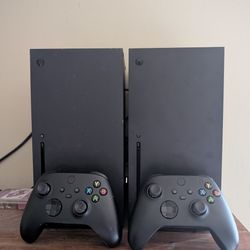 Xbox Series X Consoles 