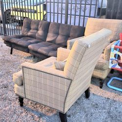 Free Chairs