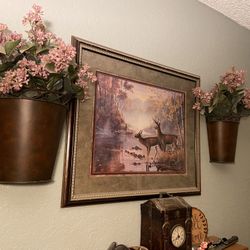 FLOWERS / FRAME / WALL HANGING / HOME DECOR / HOME INTERIOR