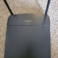 LinkSYS Dual Band WiFi Router