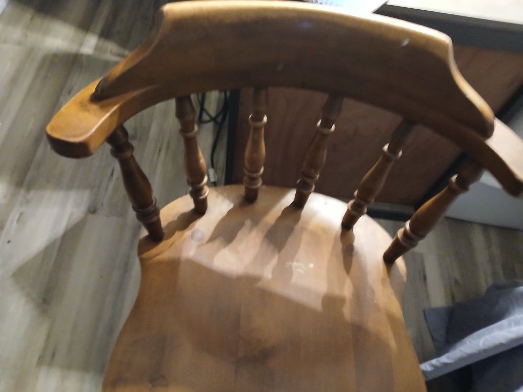 RICHARDSON BROTHERS CAPTAINS CHAIR