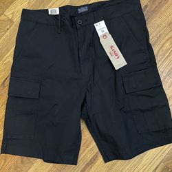 Men’s Levi’s Cargo Shorts / Black / Brand New / Size 34