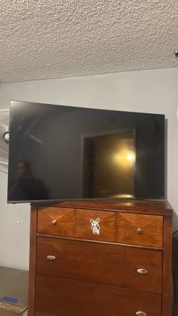 Vizio Roku tv 65 inch
