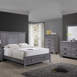 4 PCS QUEEN SIZE BEDROOM SET (BRAND NEW)(((MATTRESS NOT INCLUDED)))