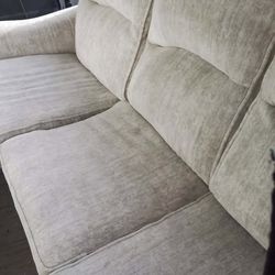 Sectional couches