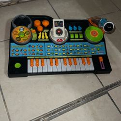  "KidiJamz Studio Detachable Music Player  & DJ Set