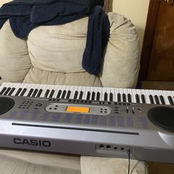 Casio LK - 73 keyboard Works 