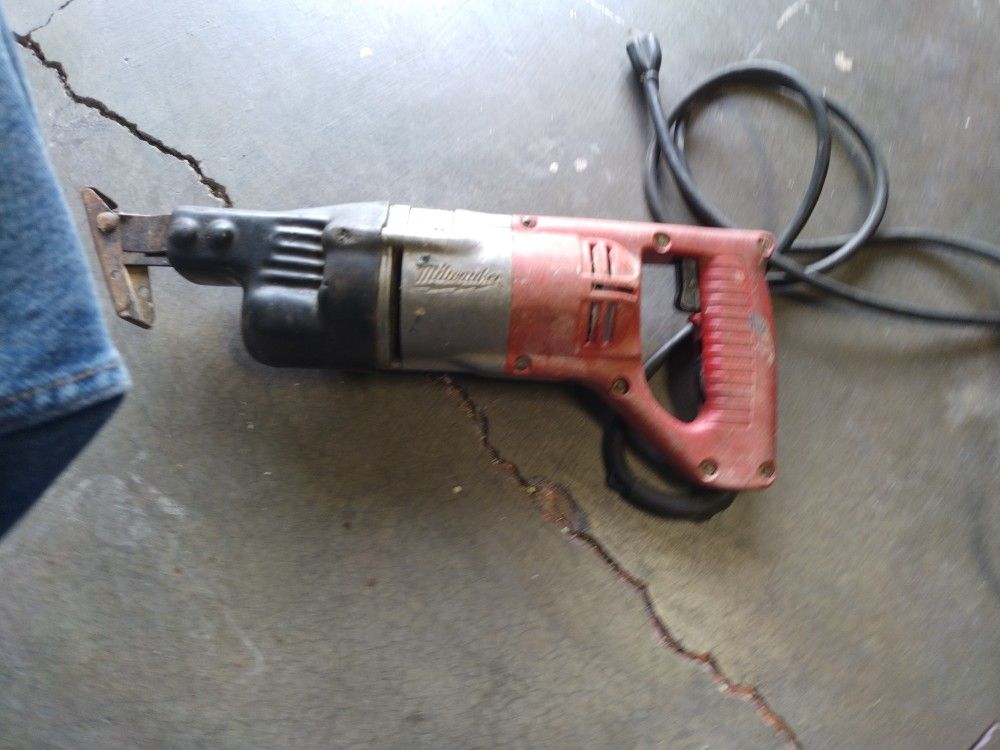 Milwaukee Sawzall