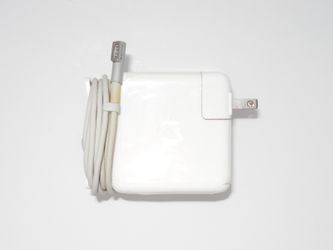 Apple 60W MagSafe Power Adapter A1344