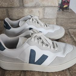 Veja Sneakers Size 45 Men's 
