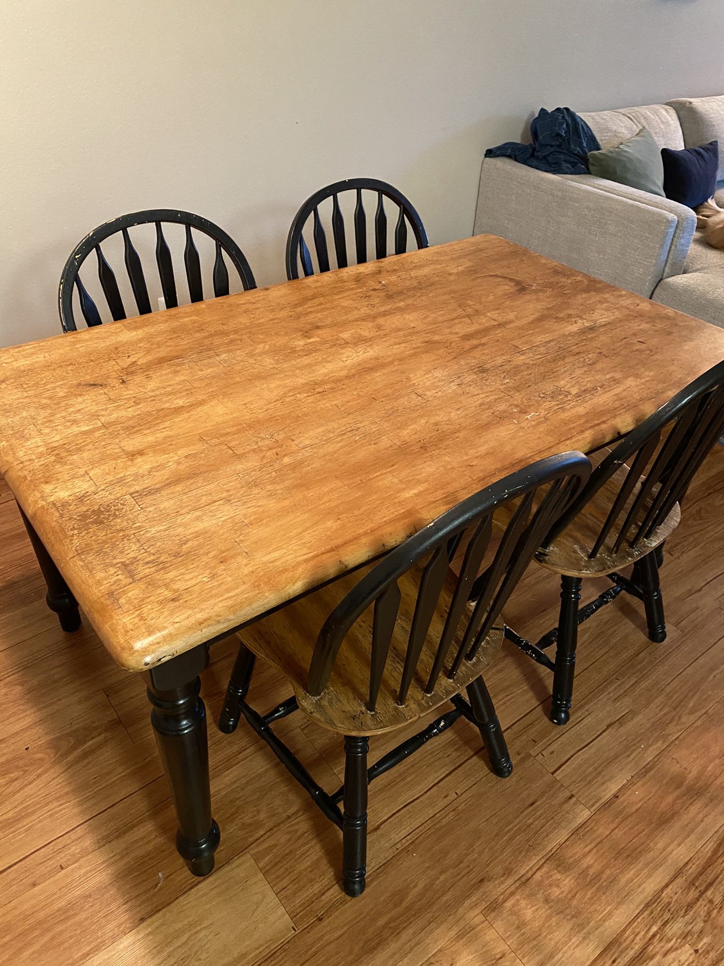 Beautiful Kitchen Table with Matching Chairs Included!