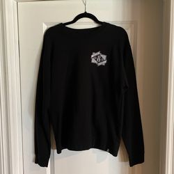 Rebel Eight 8 Clothing Company Since 2003 Mens Size Medium Crewneck Color Black In Like New Condition