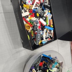 Legos Bunch 