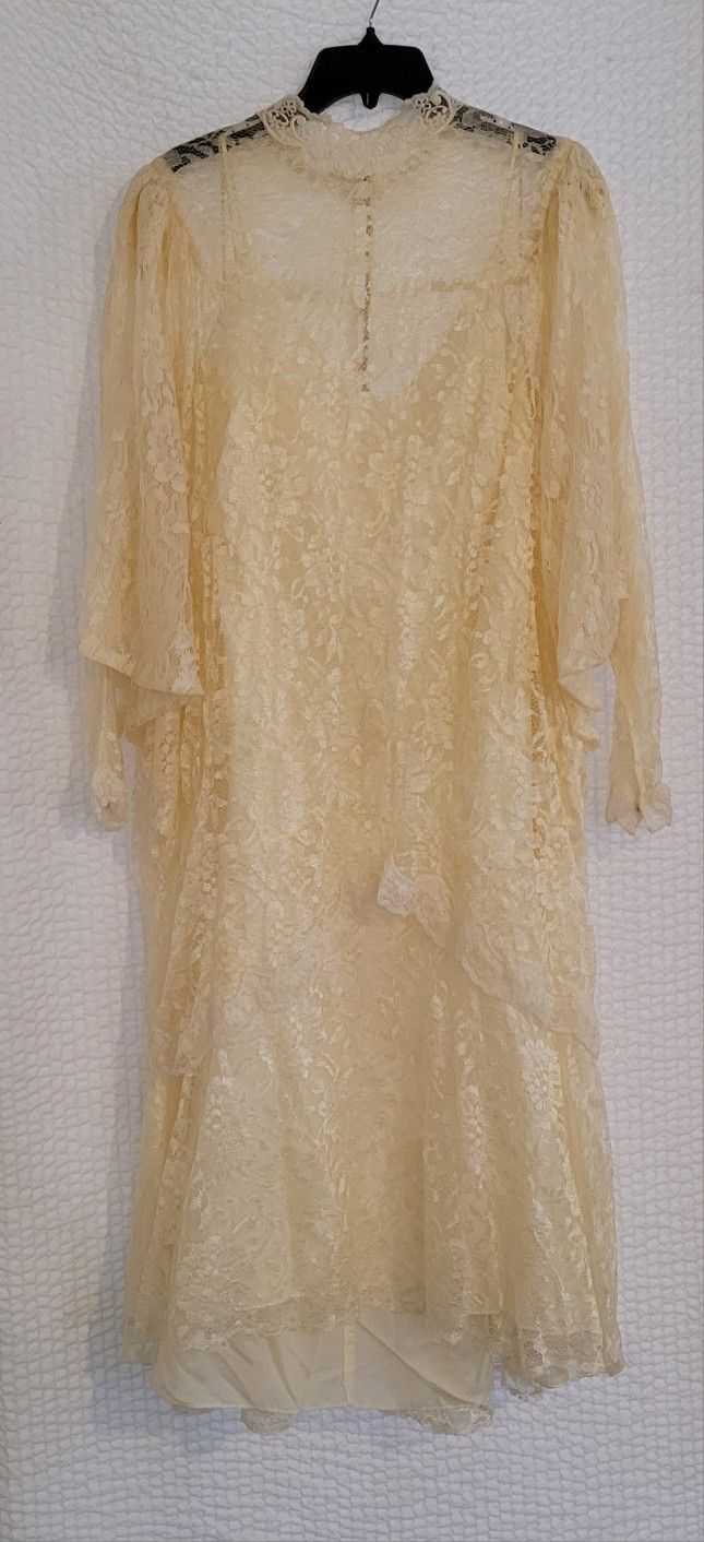 Vintage Wedding Dress