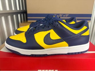 Nike Dunk Low Michigan Size 9.5 M