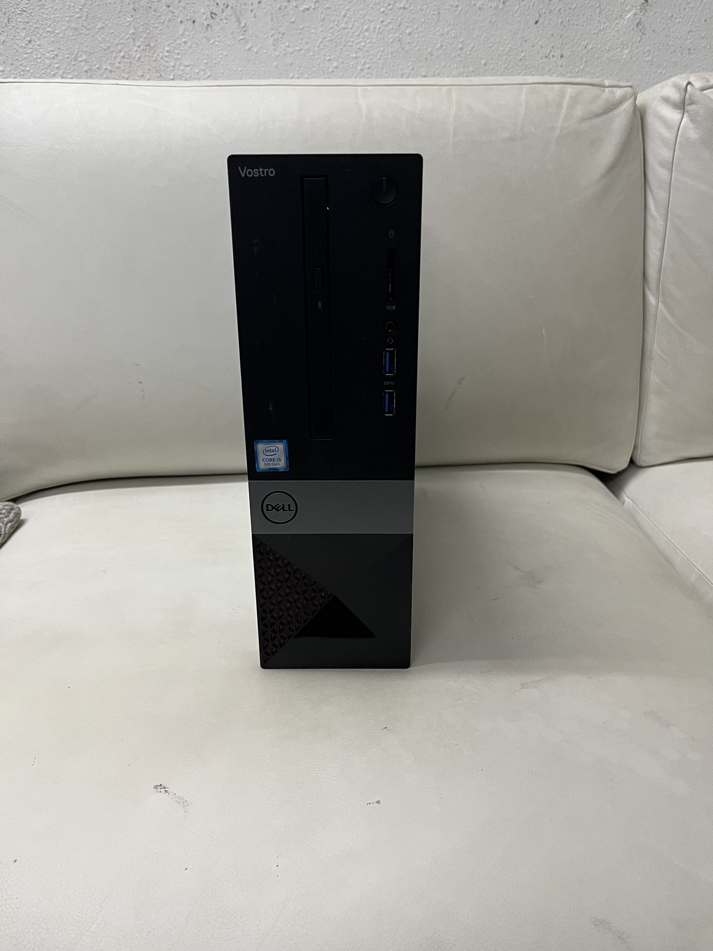 Dell Vostro i5-9400, 2.9 GHz, 8 GB Ram, 256 GB SSD, Win 10